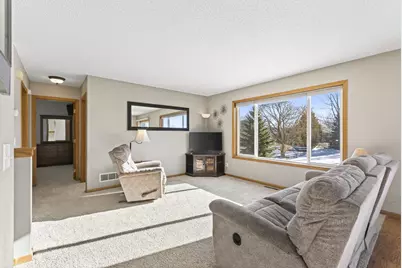 5512 Kalenda Drive NE, Albertville, MN 55301 - Photo 7