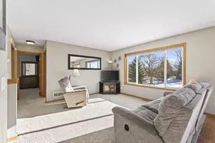 5512 Kalenda Dr NE, Albertville, MN 55301 - Photo 7