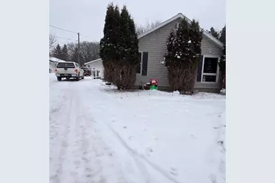 1113 13th Avenue, International Falls, MN 56649 - Photo 1