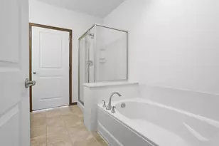 1840 Freedom Ln, Chanhassen, MN 55317 - Photo 11