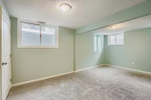 2922 Simpson St, Roseville, MN 55113 - Photo 25