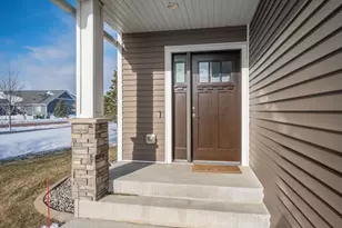 612 Tranquility Trail, Mankato, MN 56001 - Photo 3