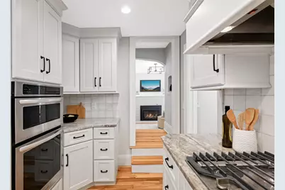 2129 Stanford Avenue, Saint Paul, MN 55105 - Photo 11