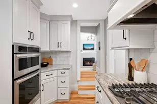 2129 Stanford Ave, Saint Paul, MN 55105 - Photo 11