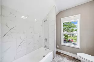 2433 16th Ave S, Minneapolis, MN 55404 - Photo 7