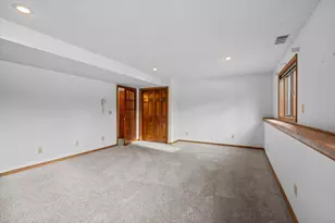 2730 Evergreen Cir, White Bear Lake, MN 55110 - Photo 45