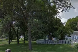 1007 7th St NE, Little Falls, MN 56345 - Photo 3