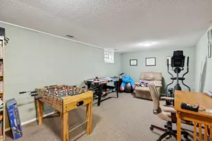 3275 Hill Ridge Dr, Eagan, MN 55121 - Photo 29