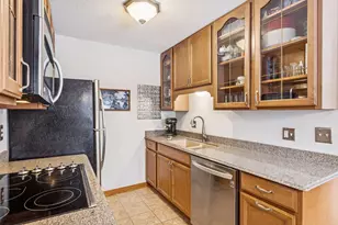 3275 Hill Ridge Dr, Eagan, MN 55121 - Photo 17