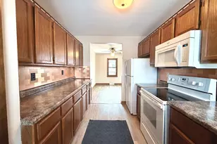 1099 Gale St, Winona, MN 55987 - Photo 7