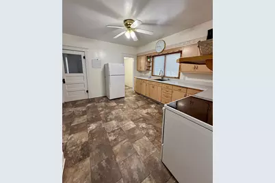 302 W Church Street, Saint Leo, MN 56264 - Photo 3