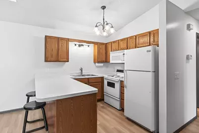 14025 44th Place N #4, Plymouth, MN 55446 - Photo 19