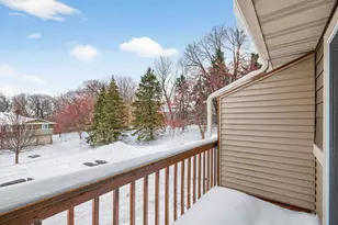 14025 44th Pl N, Plymouth, MN 55446 - Photo 9