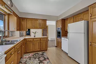 409 Heritage Dr, Sartell, MN 56377 - Photo 9