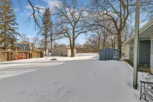 409 Heritage Dr, Sartell, MN 56377 - Photo 25