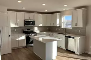 409 James Pkwy, Elko New Market, MN 55054 - Photo 5