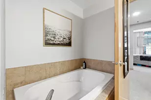 215 10th Ave S, Minneapolis, MN 55415 - Photo 21