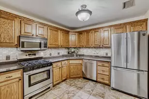 7200 Cahill Rd, Edina, MN 55439 - Photo 5