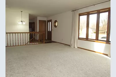 1621 Oakwood Drive, Worthington, MN 56187 - Photo 7