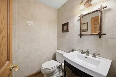 8031 Tierneys Woods Curve, Bloomington, MN 55438 - Photo 19