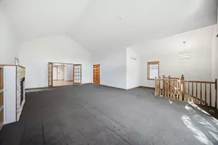 8031 Tierneys Woods Curv, Bloomington, MN 55438 - Photo 17