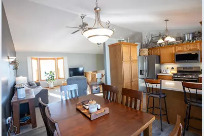 210 8th Avenue NW, Plainview, MN 55964 - Photo 7