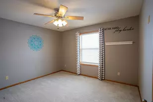 210 8th Ave NW, Plainview, MN 55964 - Photo 59