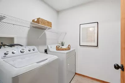 2037 Gresham Avenue N, Oakdale, MN 55128 - Photo 19