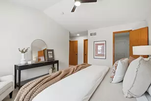 2037 Gresham Ave N, Oakdale, MN 55128 - Photo 23