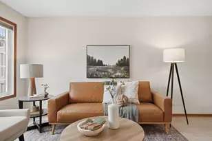 2037 Gresham Ave N, Oakdale, MN 55128 - Photo 5