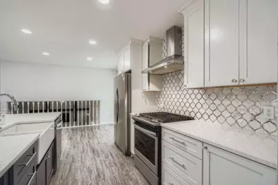 8317 Rhode Island Drive N, Brooklyn Park, MN 55445 - Photo 11