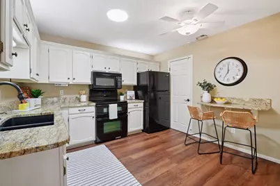 7942 Timber Lake Drive, Eden Prairie, MN 55347 - Photo 9