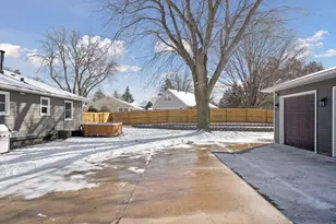 185 Loretto St, Loretto, MN 55357 - Photo 19