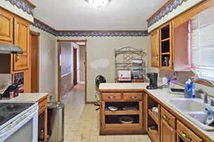 210 Delaware Ave, Adrian, MN 56110 - Photo 9