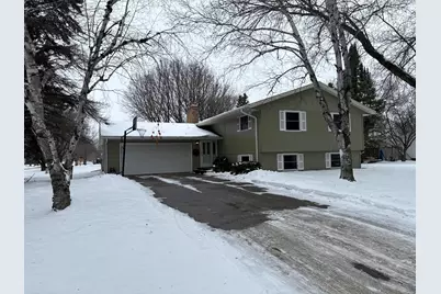 2112 8th Street SW, Willmar, MN 56201 - Photo 3