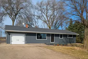 6005 30th Ave SW, Montevideo, MN 56265 - Photo 3