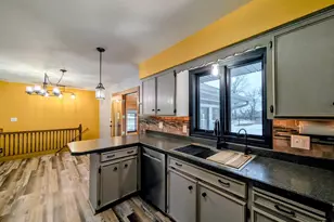 6005 30th Ave SW, Montevideo, MN 56265 - Photo 13