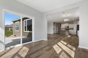 1819 Arrowhead St, Shakopee, MN 55379 - Photo 13