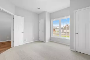 1819 Arrowhead St, Shakopee, MN 55379 - Photo 27