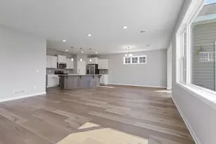 1819 Arrowhead St, Shakopee, MN 55379 - Photo 17