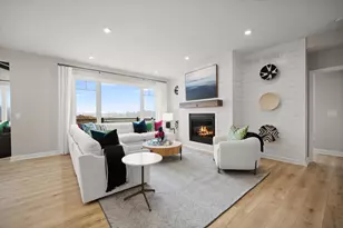 713 N Prospect Point Road W, Jordan, MN 55352 - Photo 5