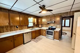 126 2nd St SW, Chisholm, MN 55719 - Photo 17