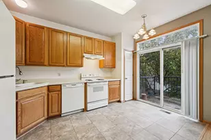 324 Heritage Trail, Circle Pines, MN 55014 - Photo 7