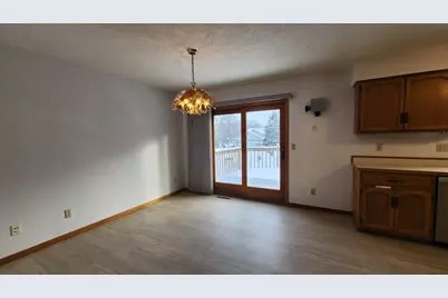 135 Grove Street N, Cannon Falls, MN 55009 - Photo 7