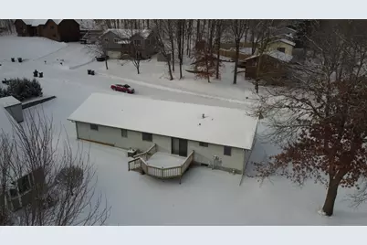 135 Grove Street N, Cannon Falls, MN 55009 - Photo 3