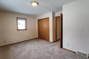 135 Grove St N, Cannon Falls, MN 55009 - Photo 17