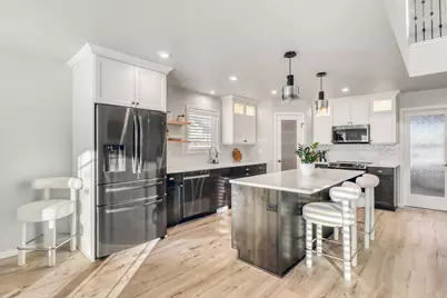 3521 Grandwood Drive N, Fargo, ND 58102 - Photo 9