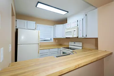 2076 Pathways Drive #1, Saint Paul, MN 55119 - Photo 9