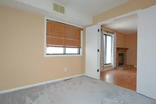 2076 Pathways Dr, Saint Paul, MN 55119 - Photo 5