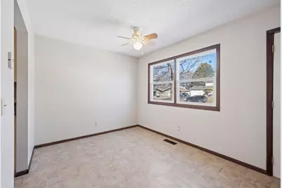 919 Ridge Drive SE, Saint Michael, MN 55376 - Photo 7